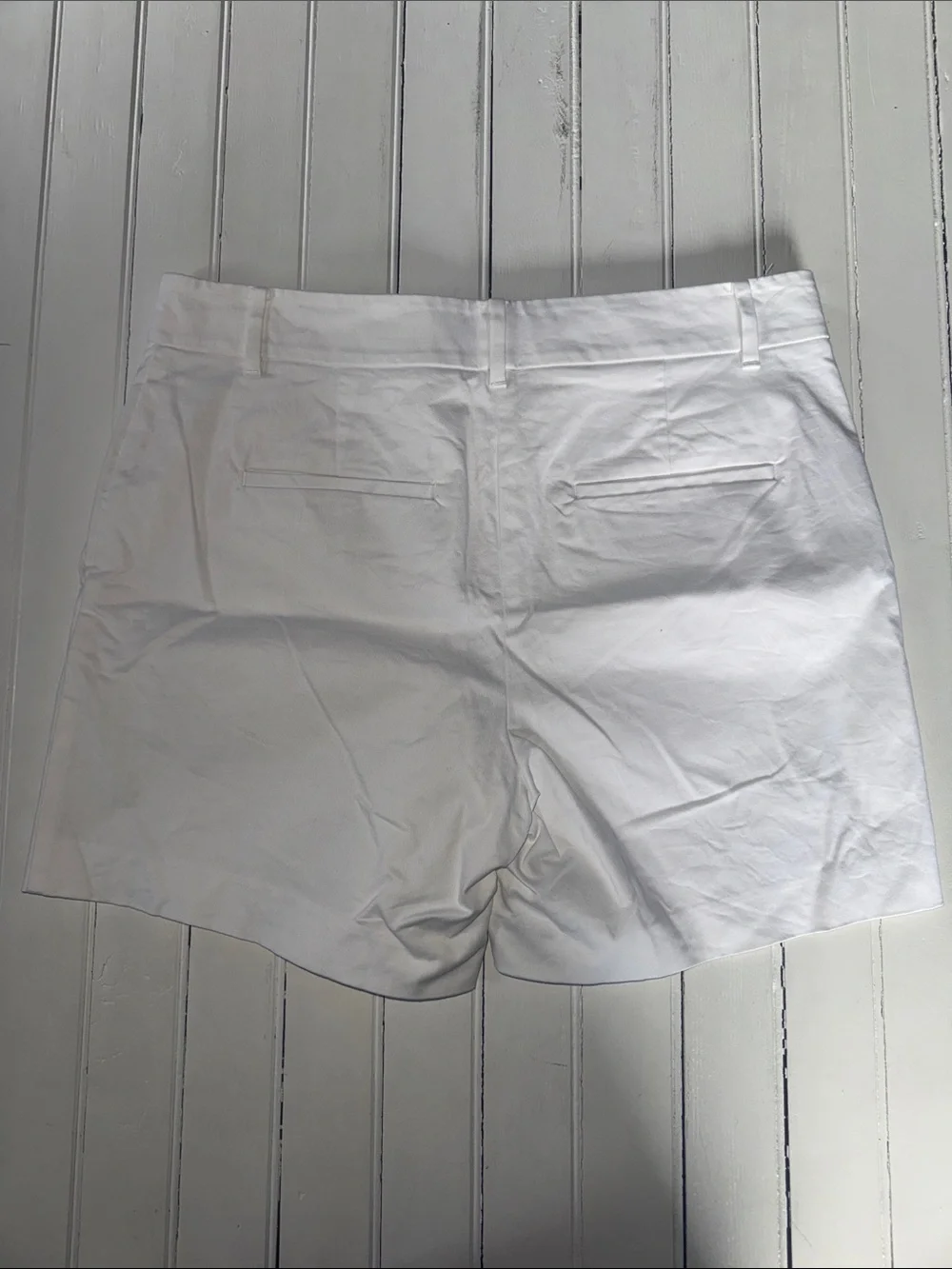 Ann Taylor Bermuda Shorts White Size 10